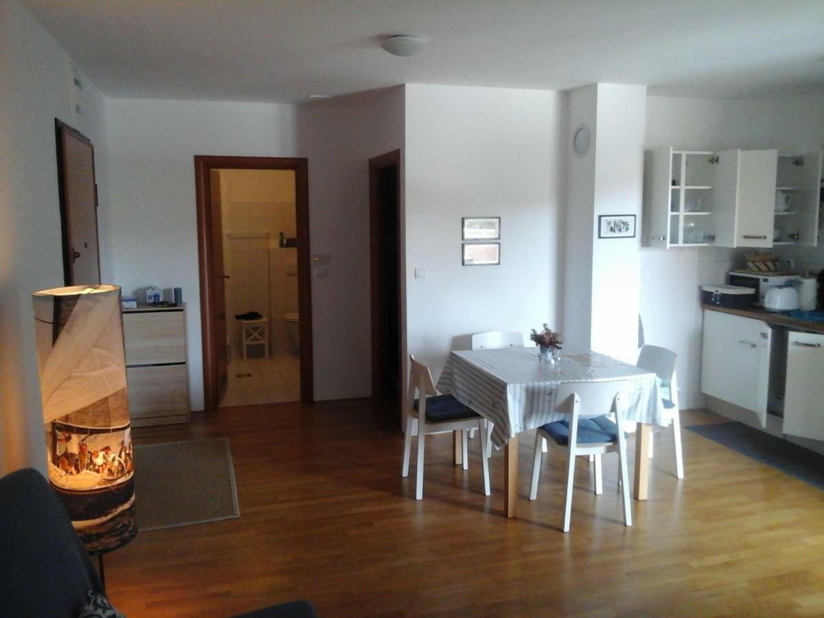 Maestral Apartment Banjole Exterior photo